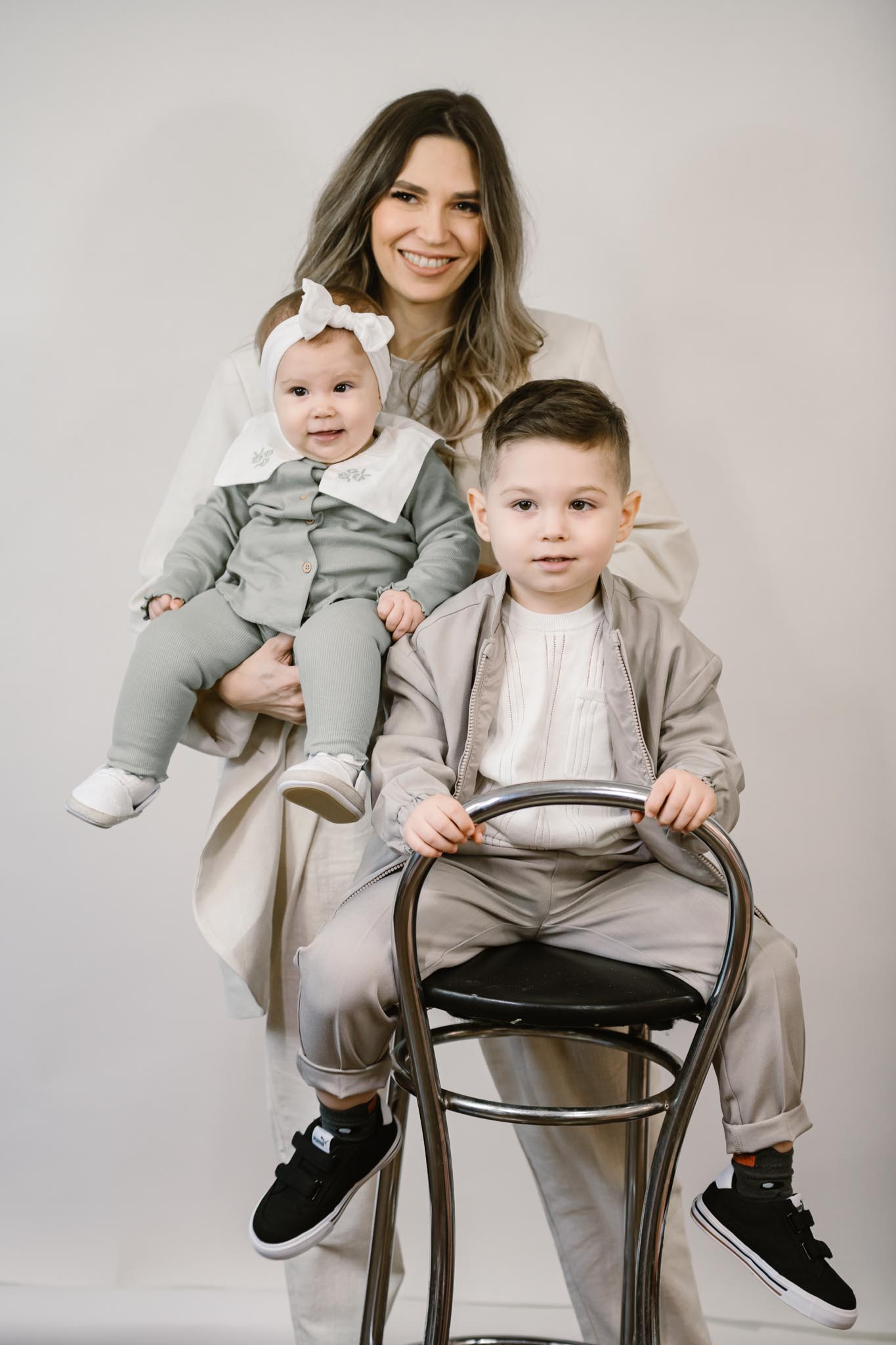 Ziua Mamei - fotografie studio Profoto