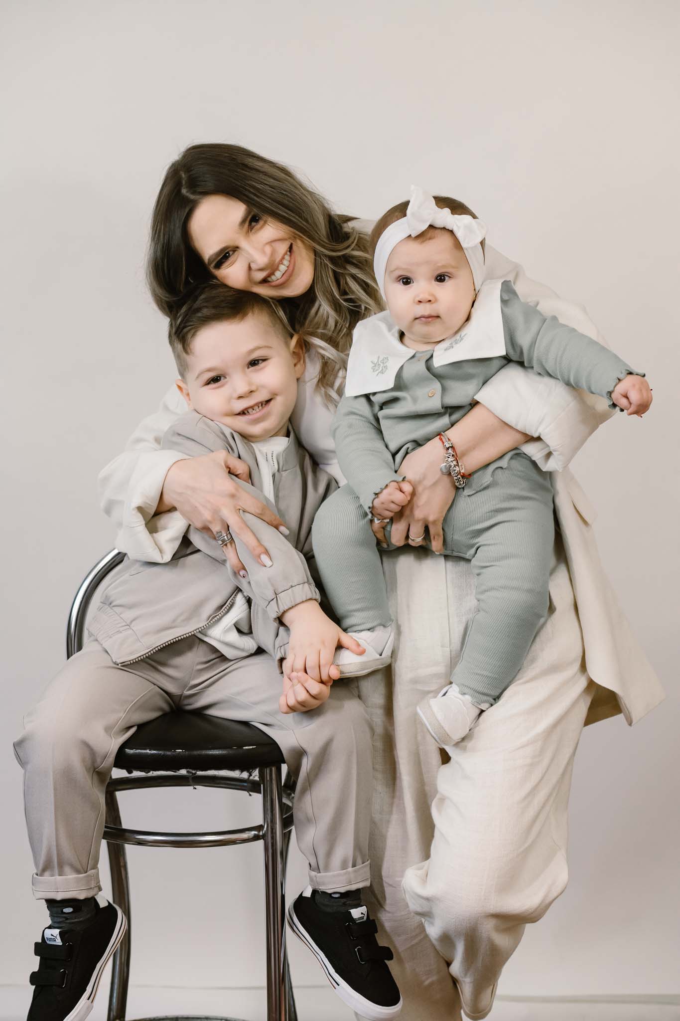Ziua Mamei - fotografie studio Profoto