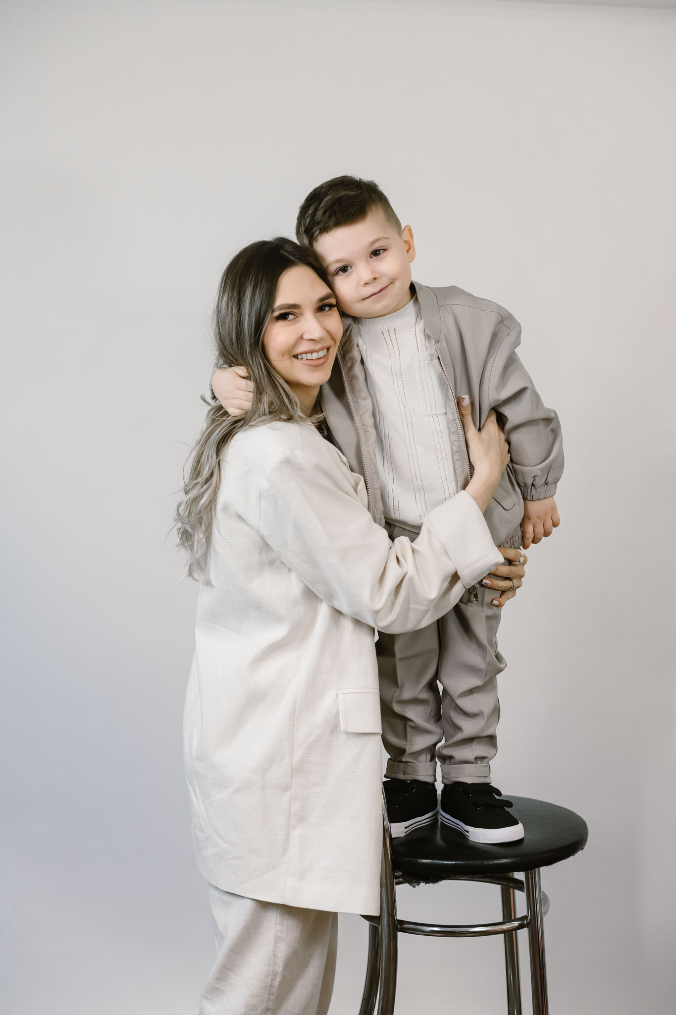 Ziua Mamei - fotografie studio Profoto