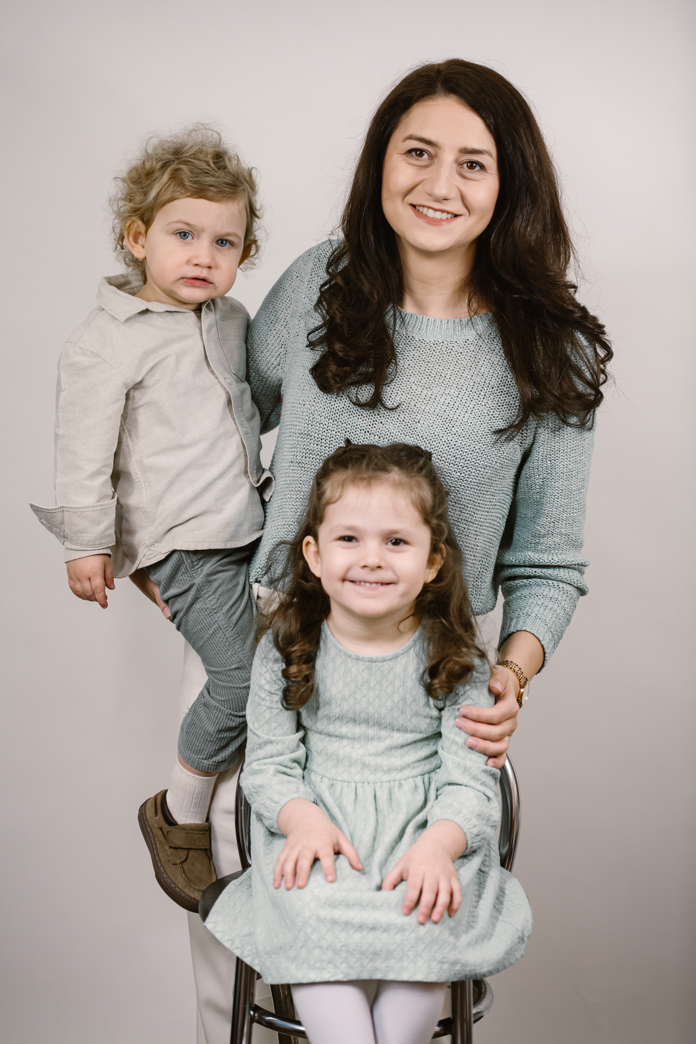 Ziua Mamei - fotografie studio Profoto